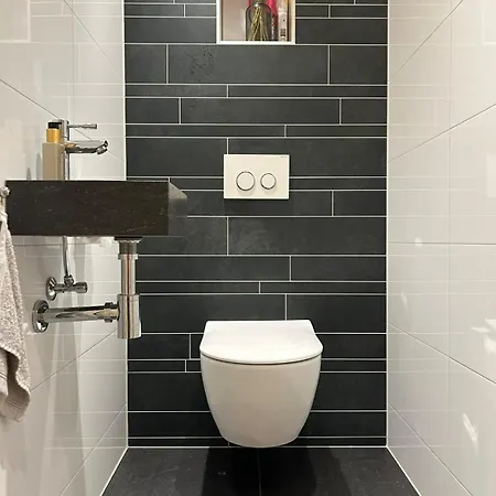 De Korenbloem Apartman